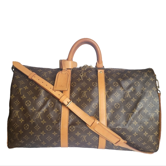 Louis Vuitton Handbags - LOUIS🌻VUITTON Monogram Keepal 55 Bandolier Bag
